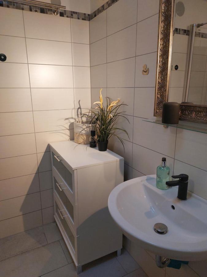 Ferienwohnung Moje Tied Emden Exterior foto